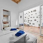 Luxury House Grand *